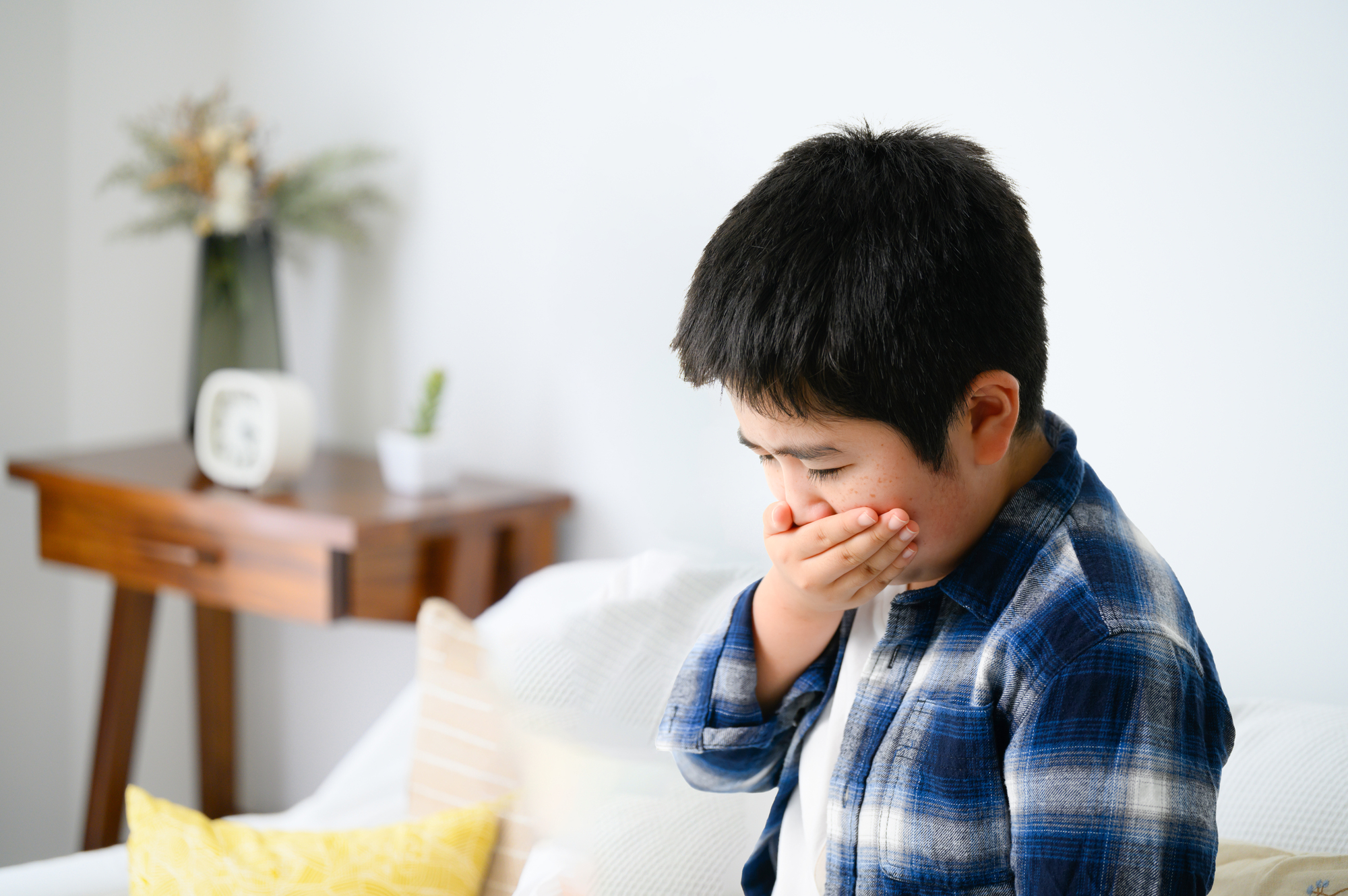 正しい嘔吐物の処理の仕方を知ってウイルスから感染性胃腸炎の感染拡大を防ごう